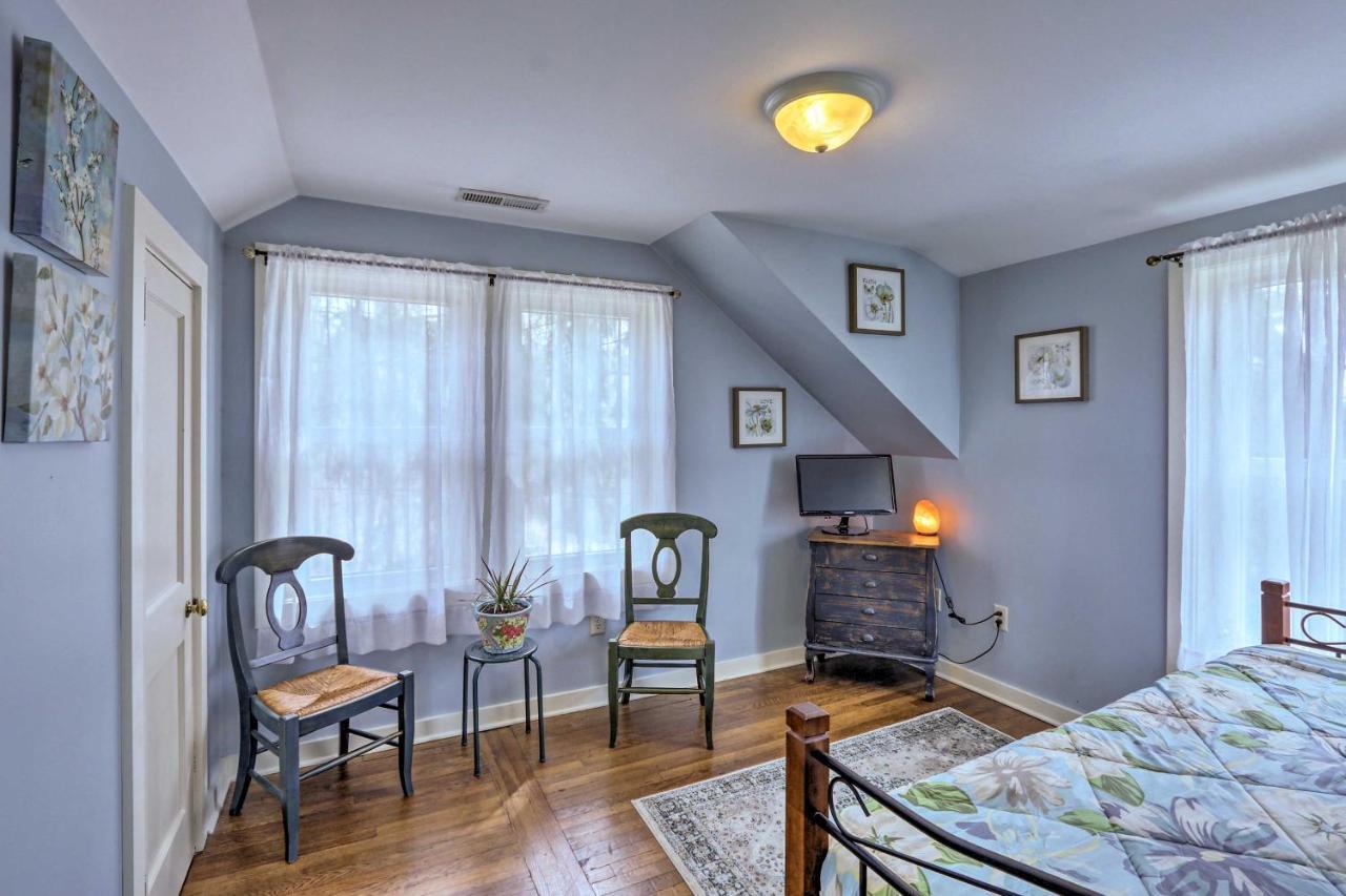 Remodeled Farmhouse In Waterford Near 2 Beaches! Екстериор снимка