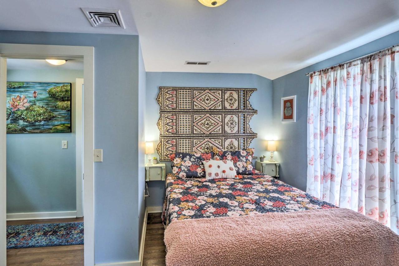 Remodeled Farmhouse In Waterford Near 2 Beaches! Екстериор снимка